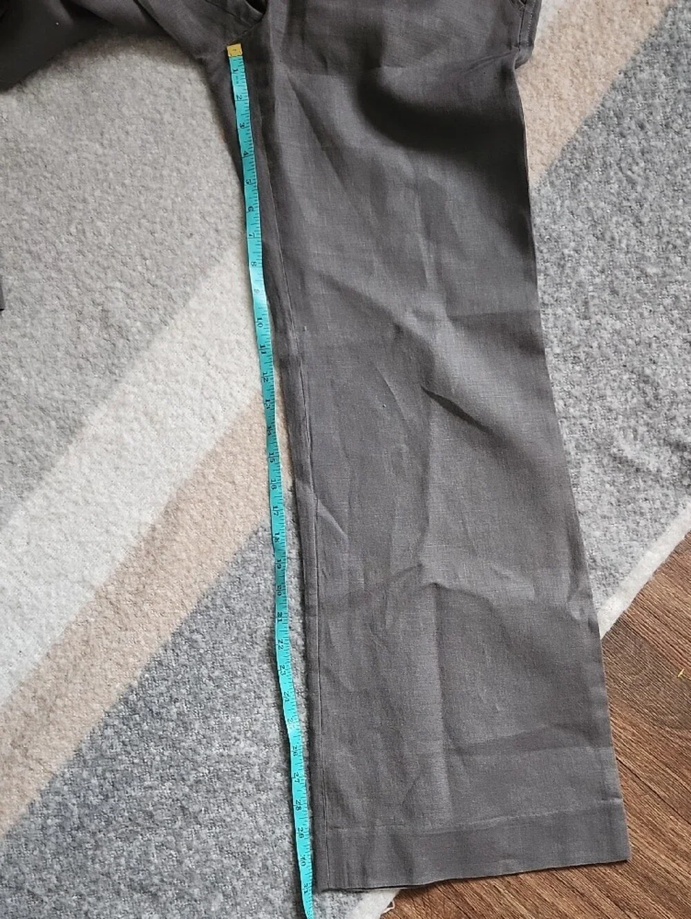 Banana Republic Grey 100% Linen Wide Leg Trousers Pants Accent Buttons Sz 10 EUC